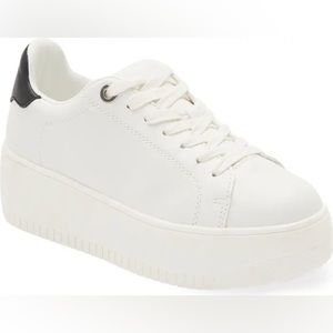 Women’s Platform Sneaker